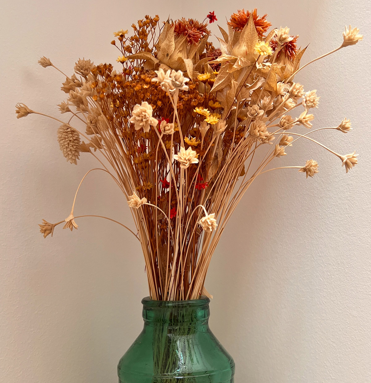 Bouquet de fleurs séchées dans le gîte La Grange